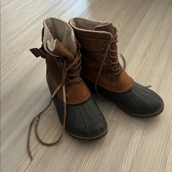 Women’s Sorel Winter Duck boots - Picture 1 of 7